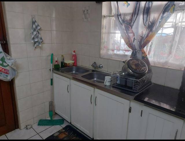 3 BEDROOM HOUSE FOR SALE IN ARBORETUM